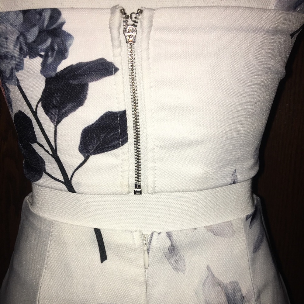 Two Piece Set. - Picture 6 of 7